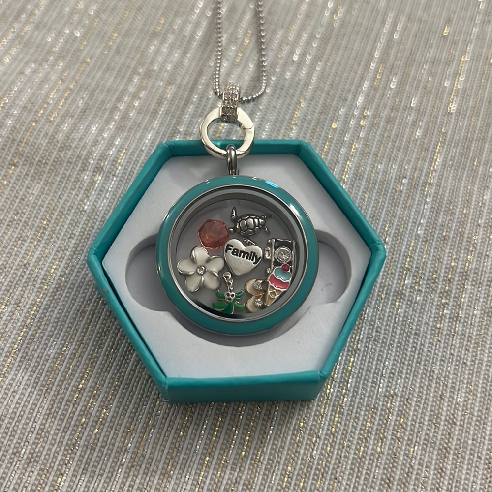 Custom Origami Owl Necklace